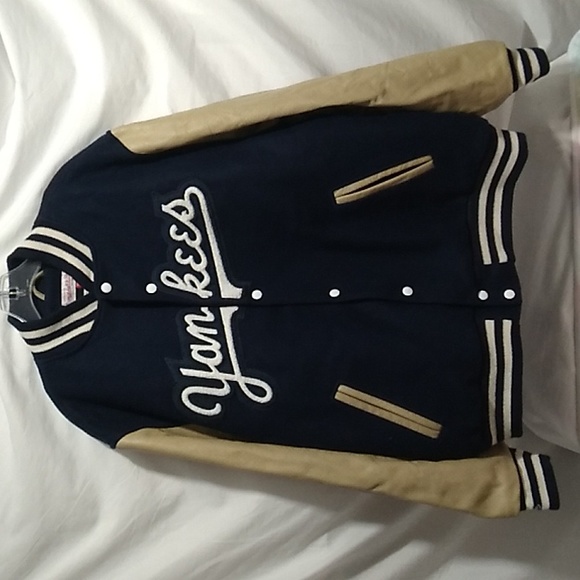 Mitchell & Ness Other - NWOT Mitchell & Ness Yankees Letterman Jacket w Leather Sleeves XL
